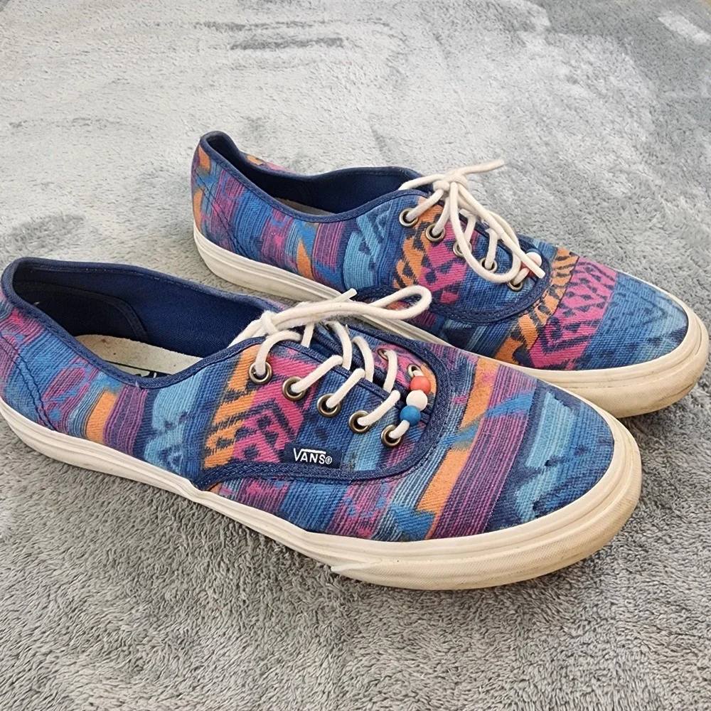 Vans Off The Wall Lace Up Shoes Multicolor Men's‎ 7.5 Women's 9